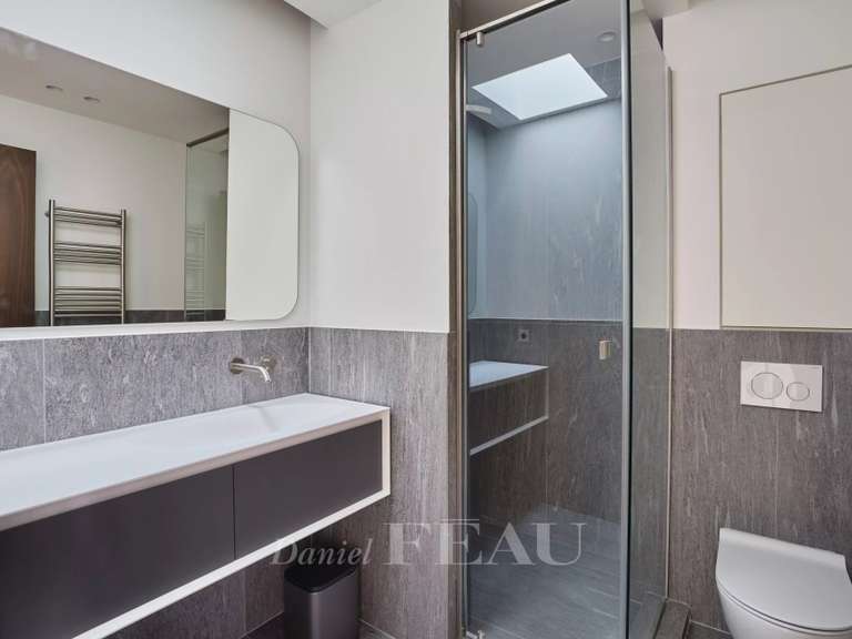 Mansion Neuilly-sur-Seine - 4 bedrooms - 345m²