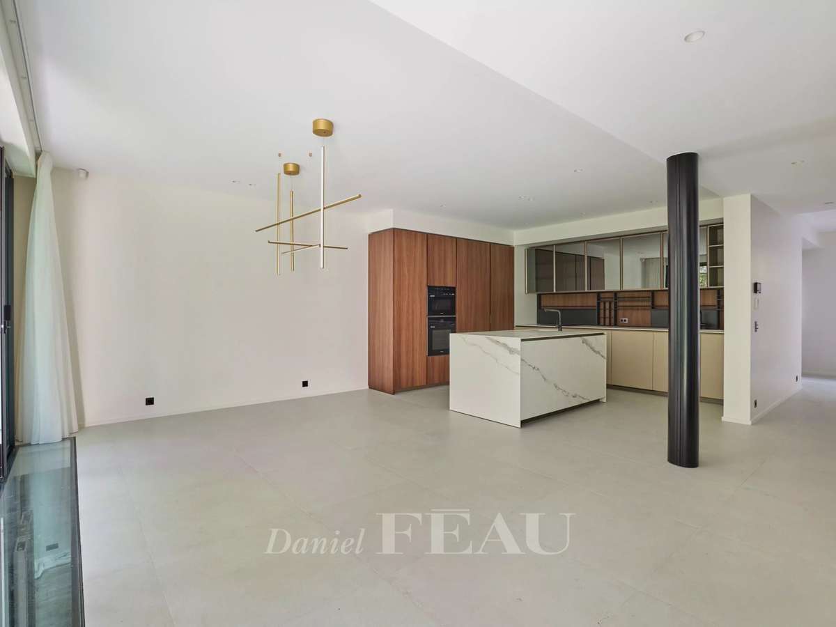 Mansion Neuilly-sur-Seine