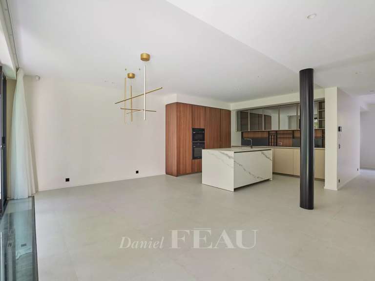 Mansion Neuilly-sur-Seine - 4 bedrooms - 345m²