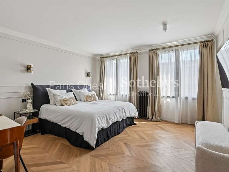 Hôtel particulier Neuilly-sur-Seine - 5 chambres - 400m²