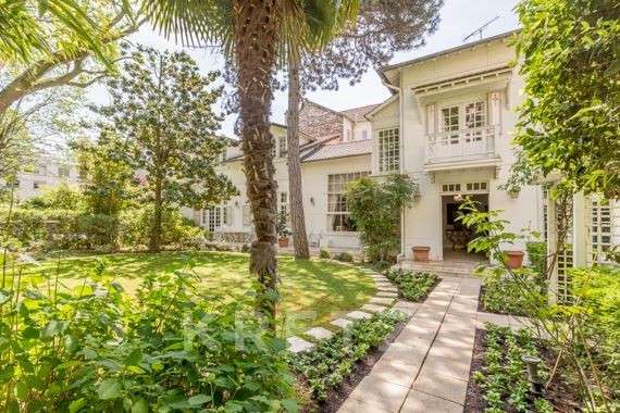 Maison Neuilly-sur-Seine - 7 chambres - 500m²