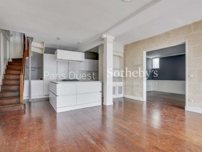 Maison Neuilly-sur-Seine - 5 chambres - 392m²