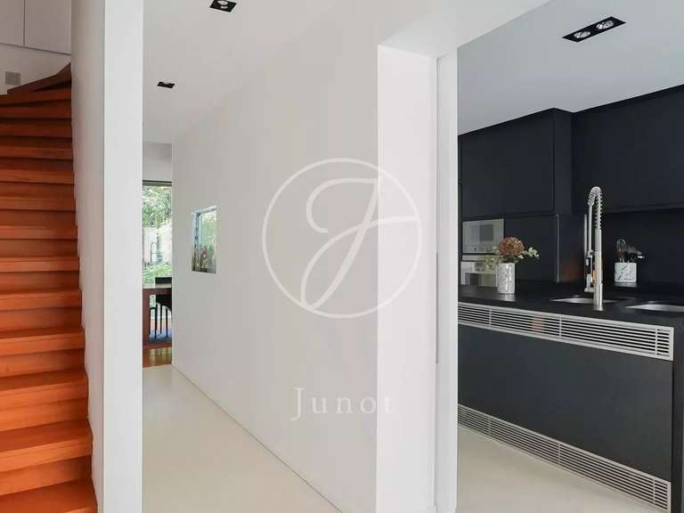 House Neuilly-sur-Seine - 3 bedrooms - 288m²