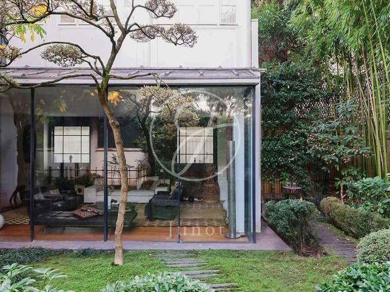 House Neuilly-sur-Seine - 3 bedrooms - 288m²