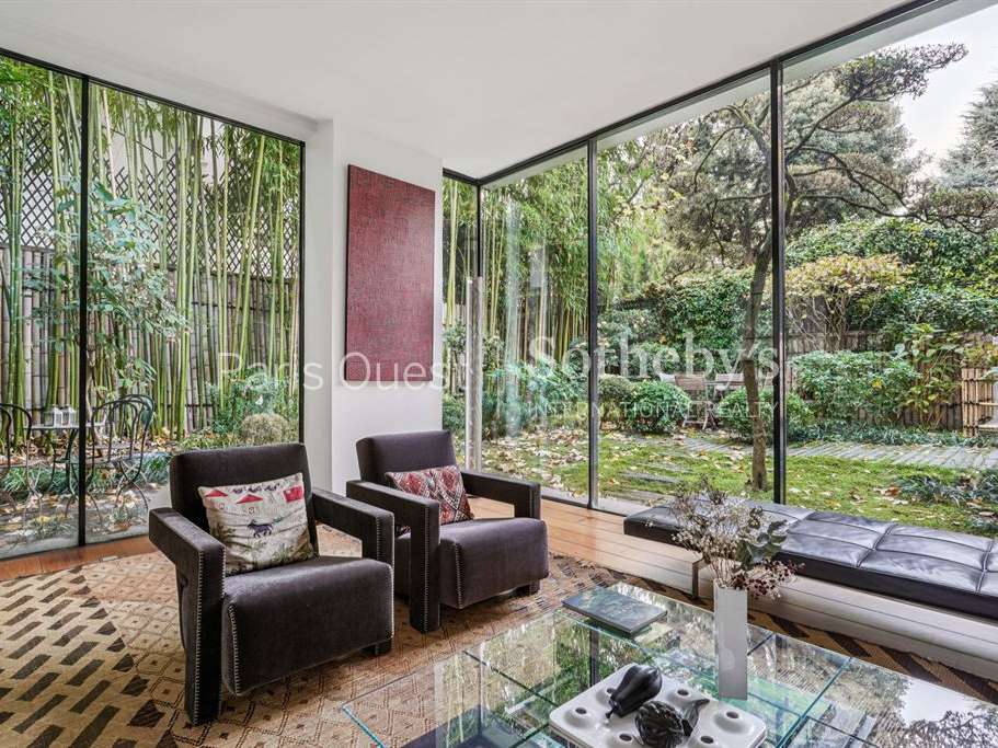 House Neuilly-sur-Seine