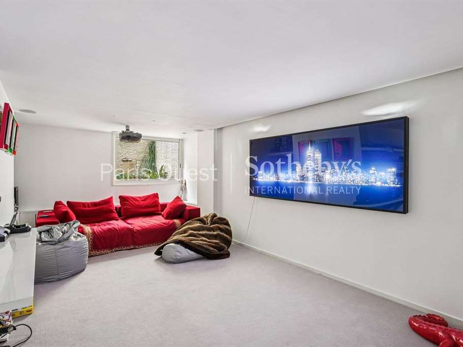 House Neuilly-sur-Seine