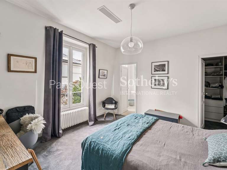 Maison Neuilly-sur-Seine - 5 chambres - 290m²