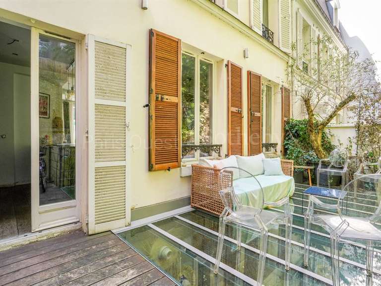 Maison Neuilly-sur-Seine - 5 chambres - 200m²