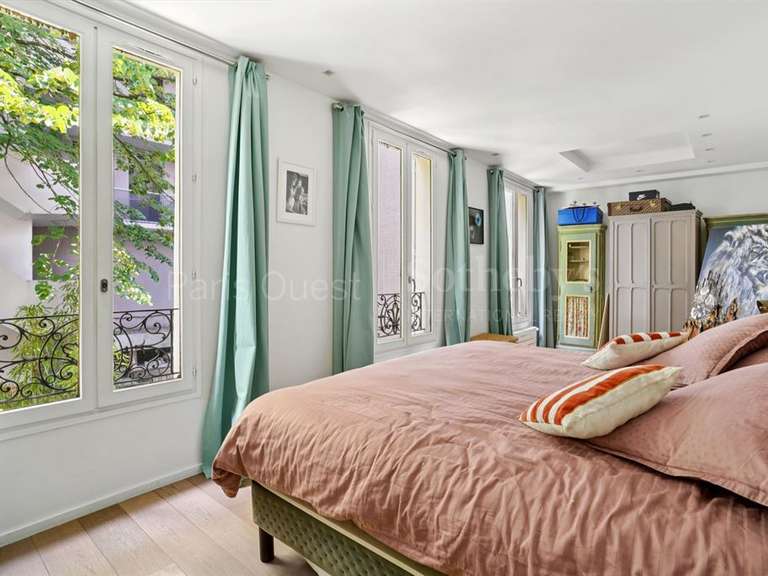 Maison Neuilly-sur-Seine - 5 chambres - 200m²