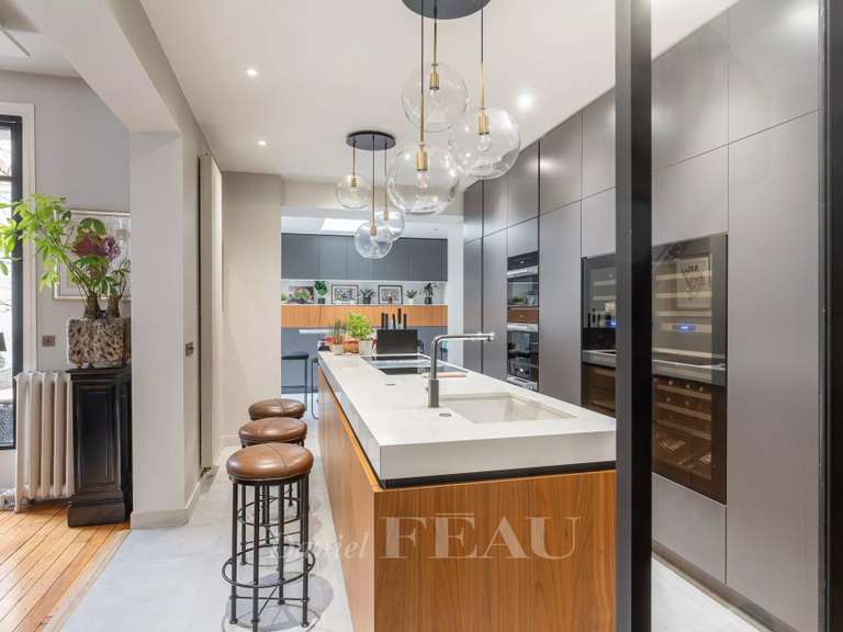 Maison Neuilly-sur-Seine - 4 chambres - 350m²