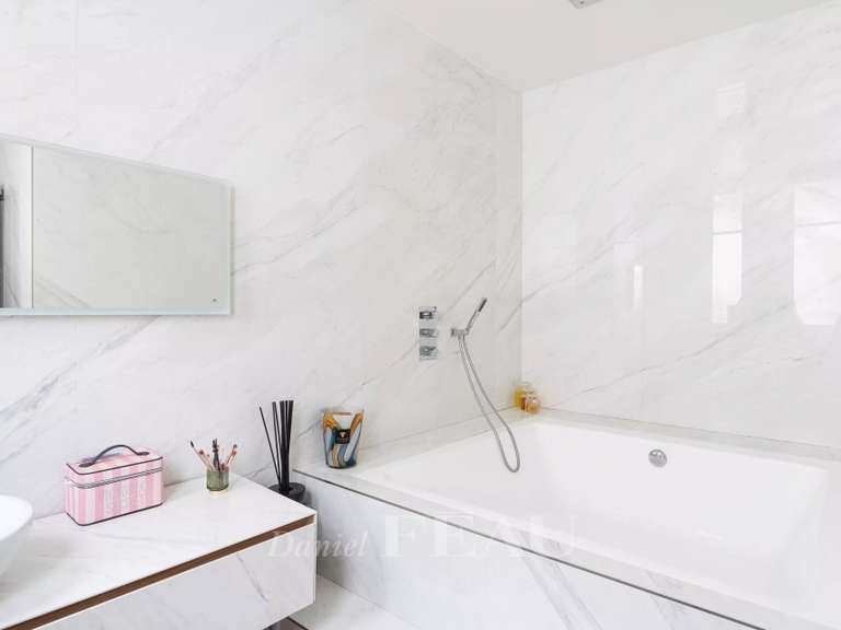 Maison Neuilly-sur-Seine - 4 chambres - 350m²