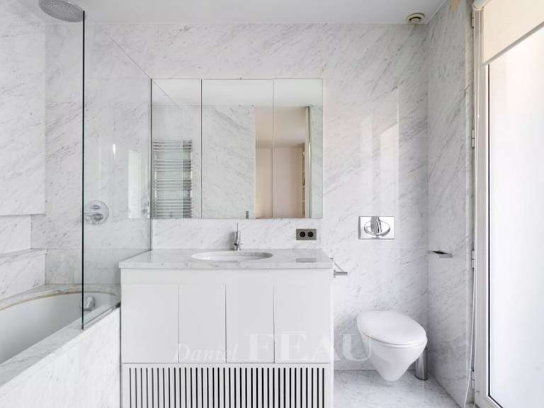 Maison Neuilly-sur-Seine - 4 chambres - 288m²