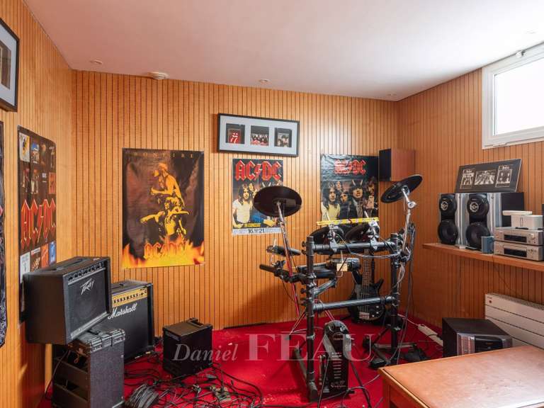 Maison Neuilly-sur-Seine - 4 chambres - 288m²