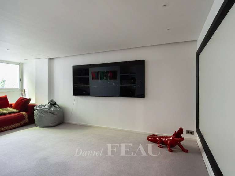 Maison Neuilly-sur-Seine - 4 chambres - 288m²