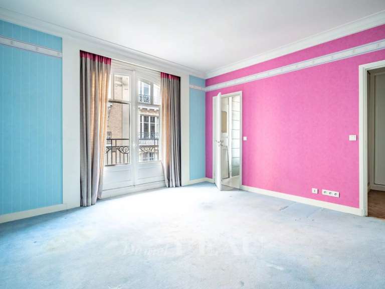 House Neuilly-sur-Seine - 5 bedrooms - 280m²