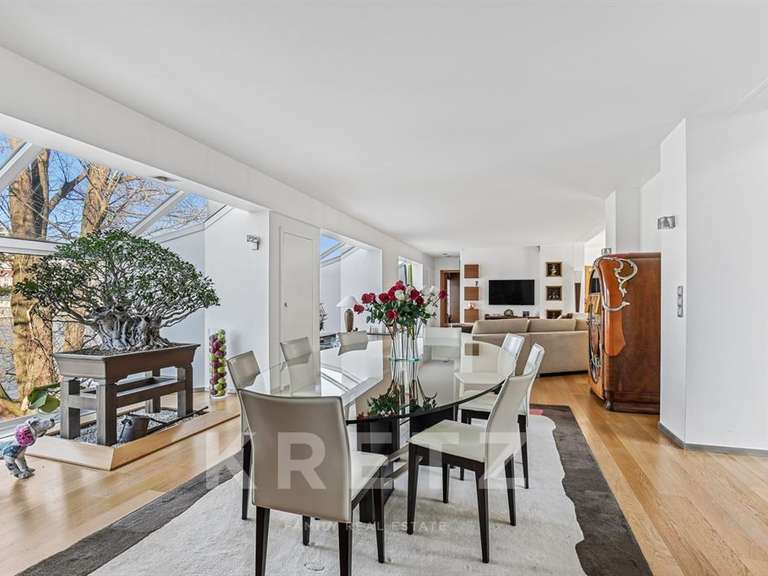 House Neuilly-sur-Seine - 5 bedrooms - 520m²