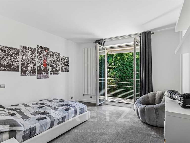 House Neuilly-sur-Seine - 5 bedrooms - 520m²