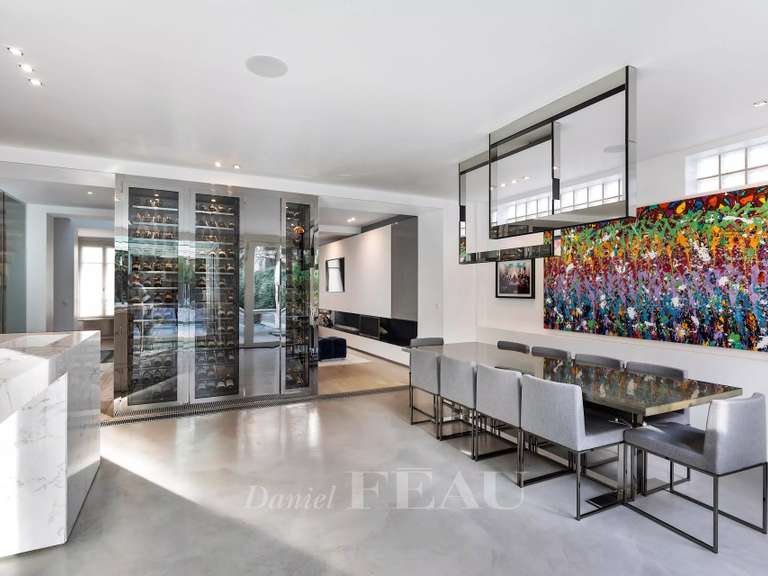 Maison Neuilly-sur-Seine - 4 chambres - 385m²