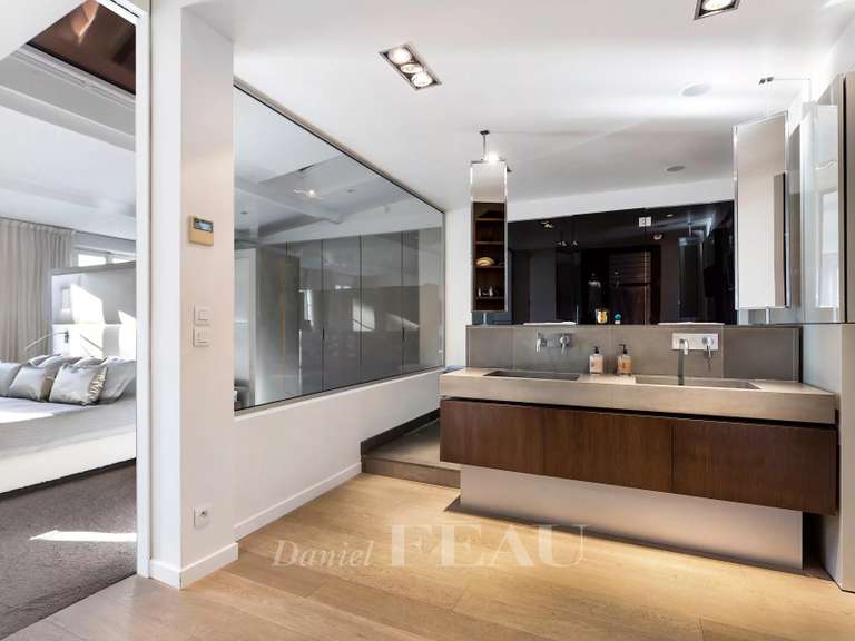 Maison Neuilly-sur-Seine - 4 chambres - 385m²