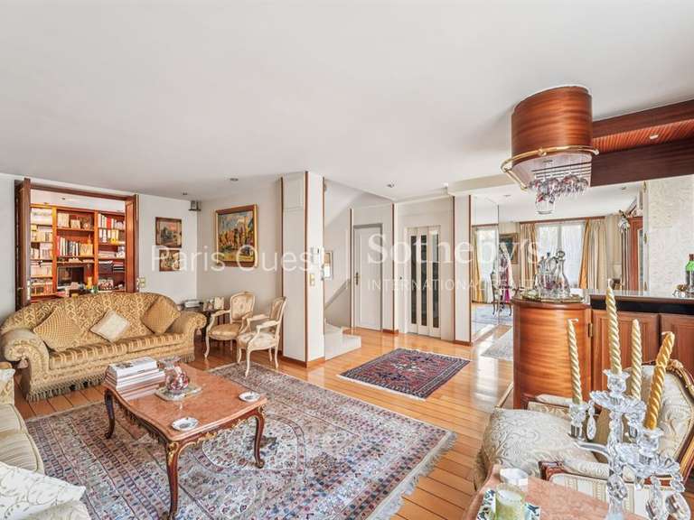 Maison Neuilly-sur-Seine - 5 chambres - 411m²