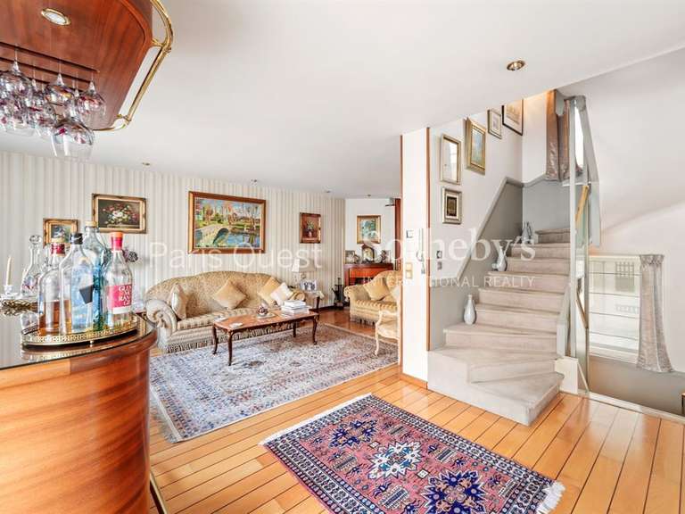 Maison Neuilly-sur-Seine - 5 chambres - 411m²