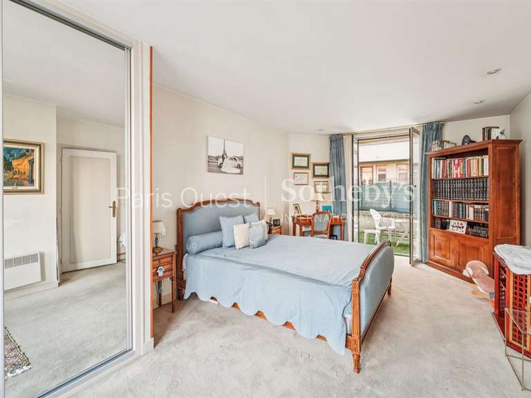 Maison Neuilly-sur-Seine - 5 chambres - 411m²