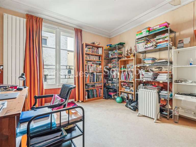House Neuilly-sur-Seine - 4 bedrooms - 300m²