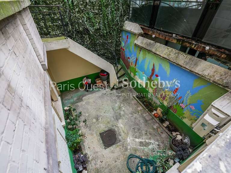 House Neuilly-sur-Seine - 4 bedrooms - 300m²