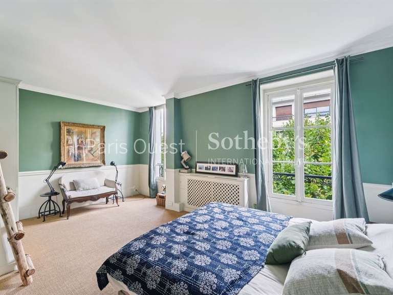 Maison Neuilly-sur-Seine - 5 chambres - 290m²