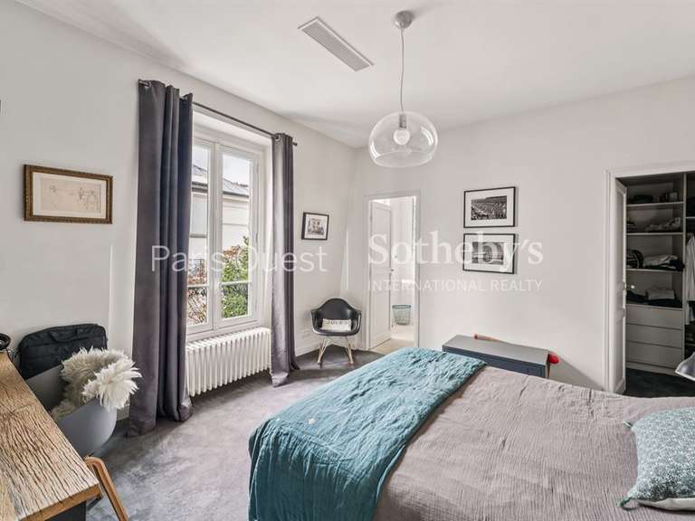 Maison Neuilly-sur-Seine - 5 chambres - 290m²