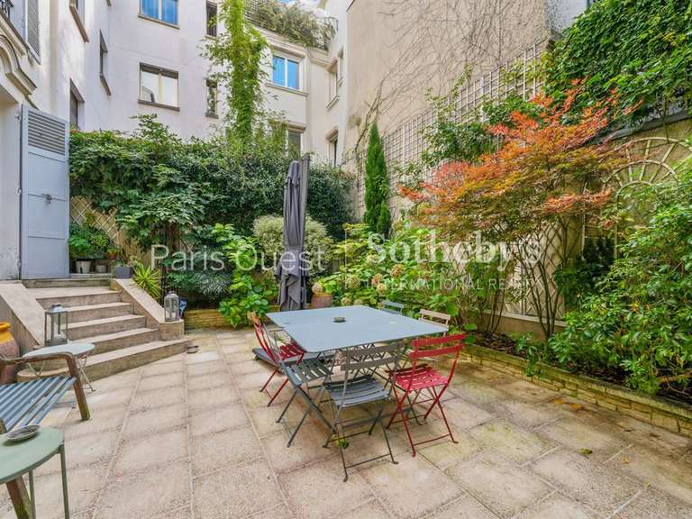 Maison Neuilly-sur-Seine - 5 chambres - 290m²