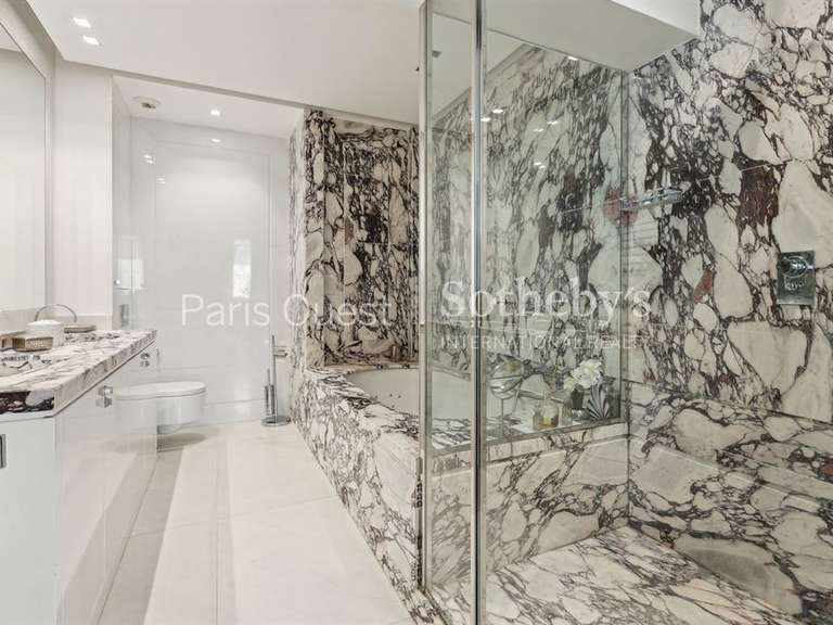 Maison Neuilly-sur-Seine - 7 chambres - 425m²