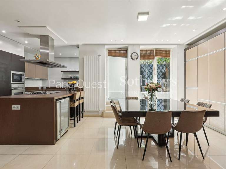 Maison Neuilly-sur-Seine - 7 chambres - 425m²