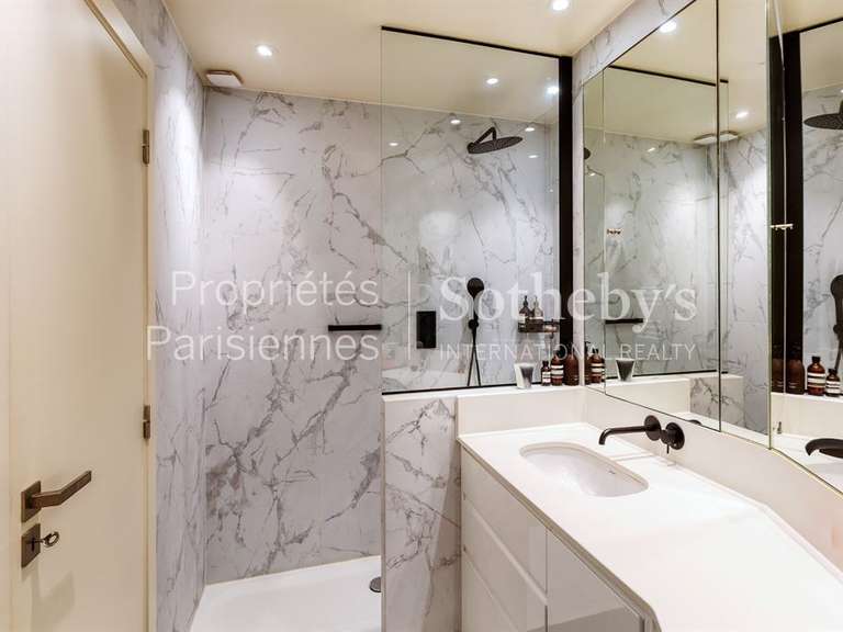 Maison Neuilly-sur-Seine - 3 chambres - 170m²