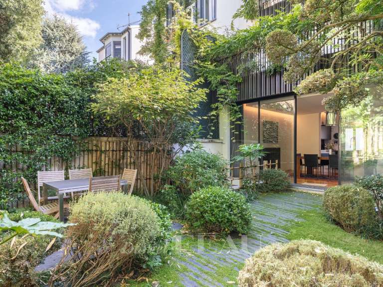 Maison Neuilly-sur-Seine - 4 chambres - 288m²