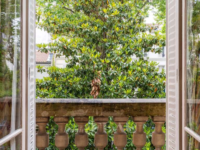 Maison Neuilly-sur-Seine - 9 chambres - 400m²