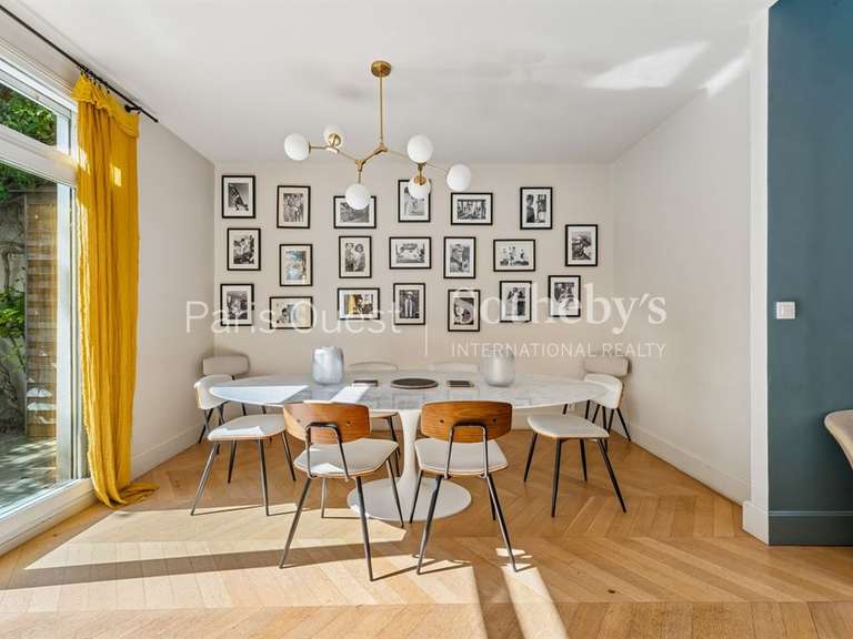 Maison Neuilly-sur-Seine - 6 chambres - 324m²