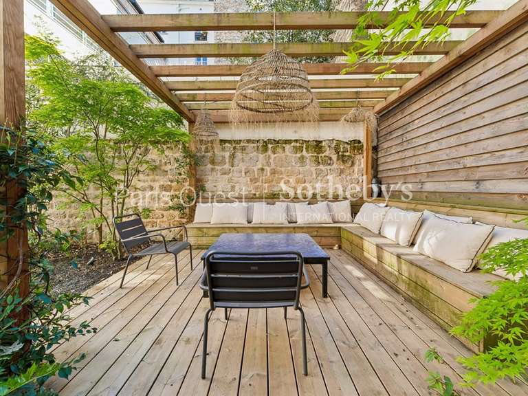 Maison Neuilly-sur-Seine - 6 chambres - 324m²