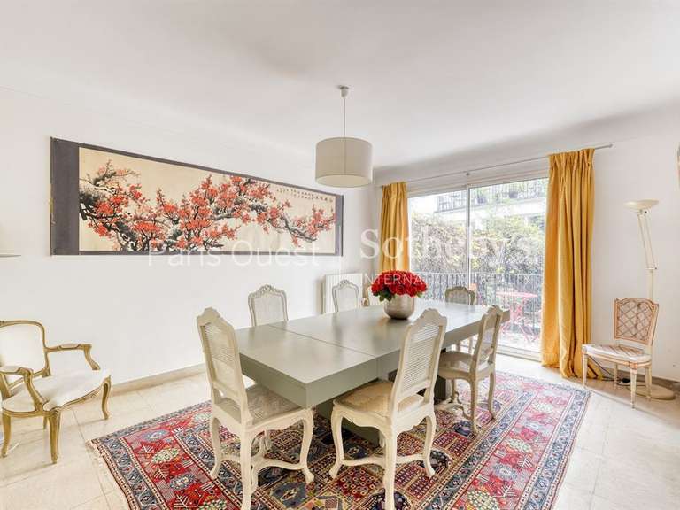 Maison Neuilly-sur-Seine - 4 chambres - 392m²