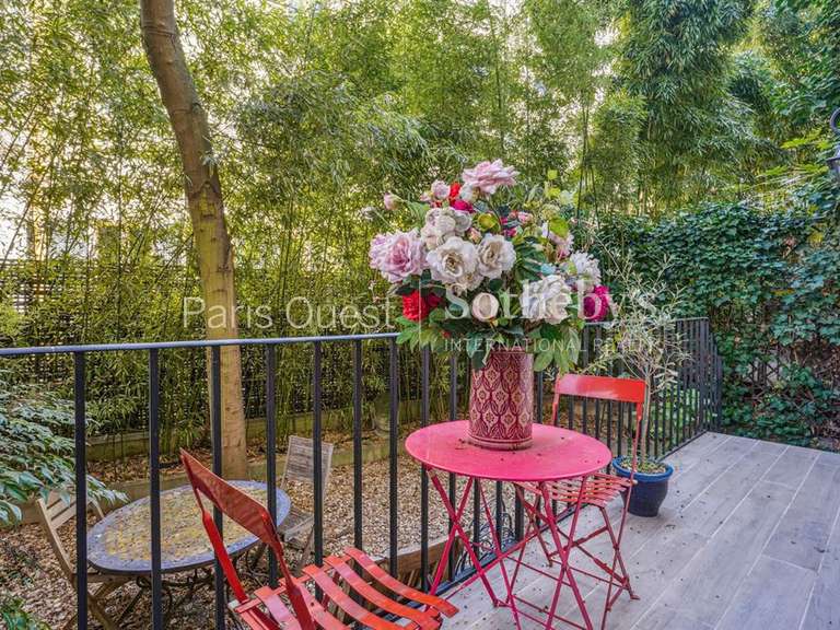 Maison Neuilly-sur-Seine - 4 chambres - 392m²
