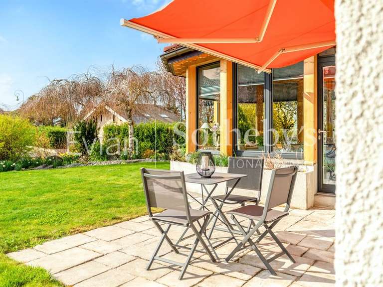 House Neuvecelle - 4 bedrooms - 189m²