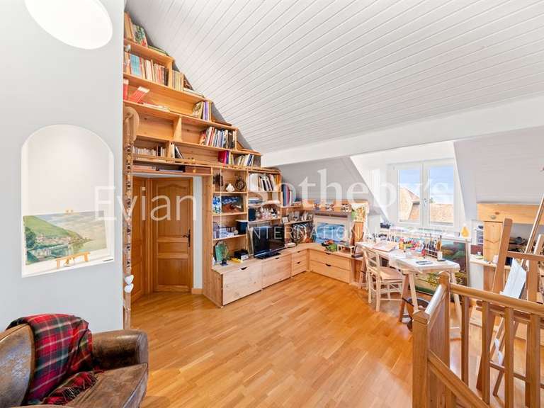 House Neuvecelle - 4 bedrooms - 189m²