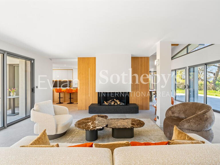 Maison Neuvecelle - 4 chambres - 300m²