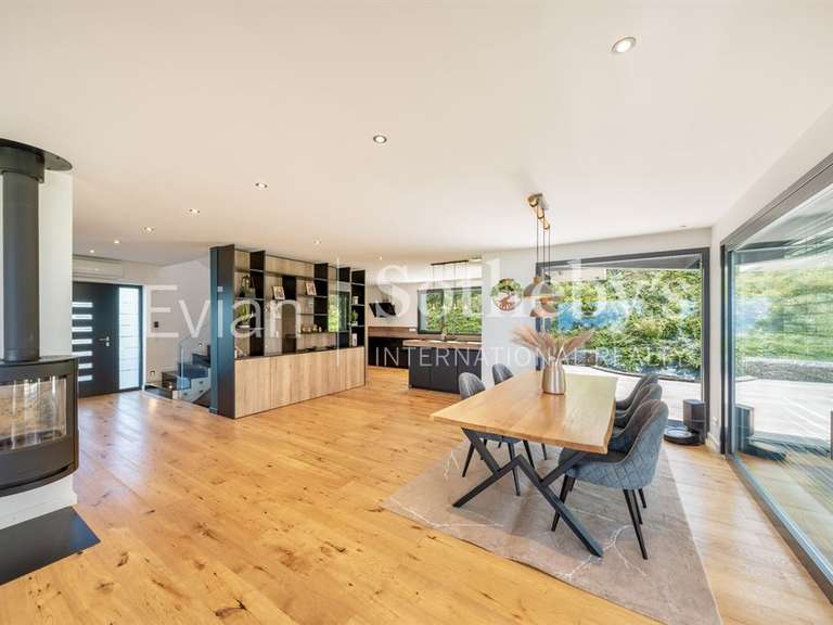 Maison Neuvecelle - 4 chambres - 276m²