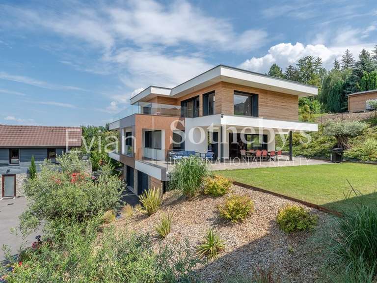 Maison Neuvecelle - 4 chambres - 276m²