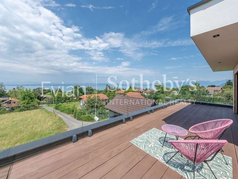 Maison Neuvecelle - 4 chambres - 276m²