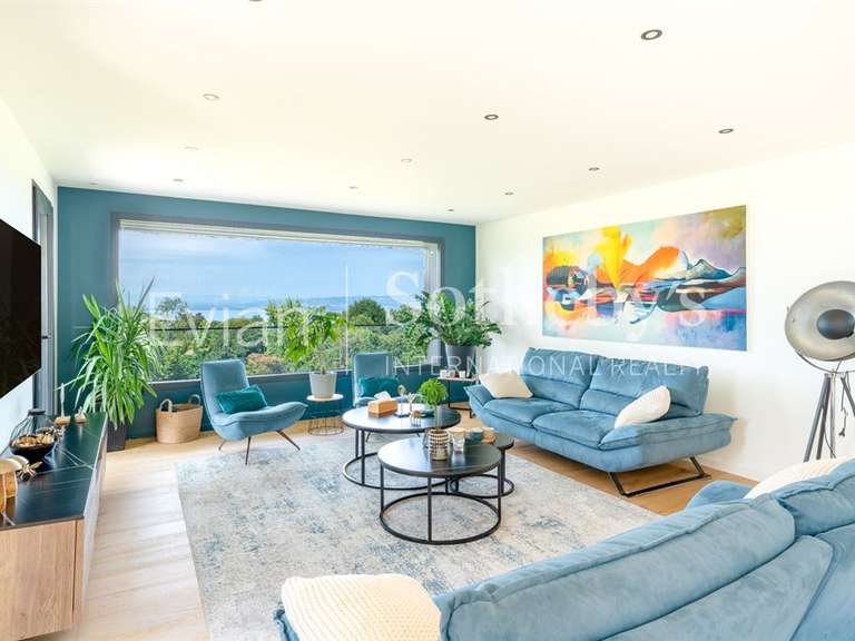 House Neuvecelle - 4 bedrooms - 270m²