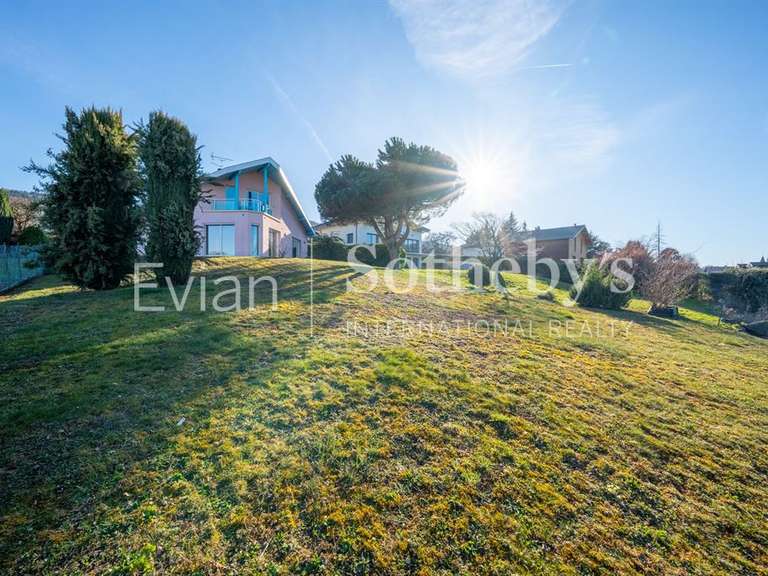 House Neuvecelle - 6 bedrooms - 275m²