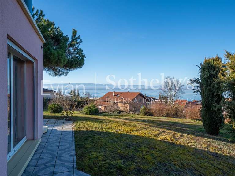 House Neuvecelle - 6 bedrooms - 275m²