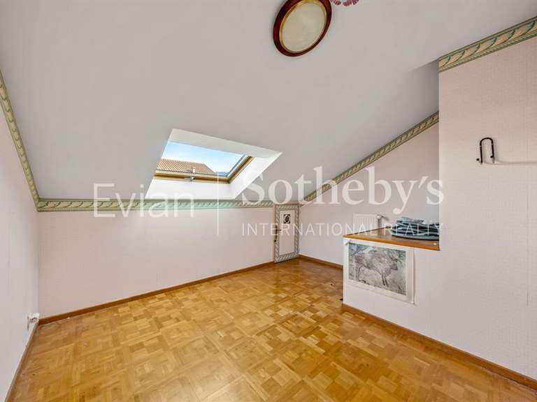 Maison Neuvecelle - 6 chambres - 275m²